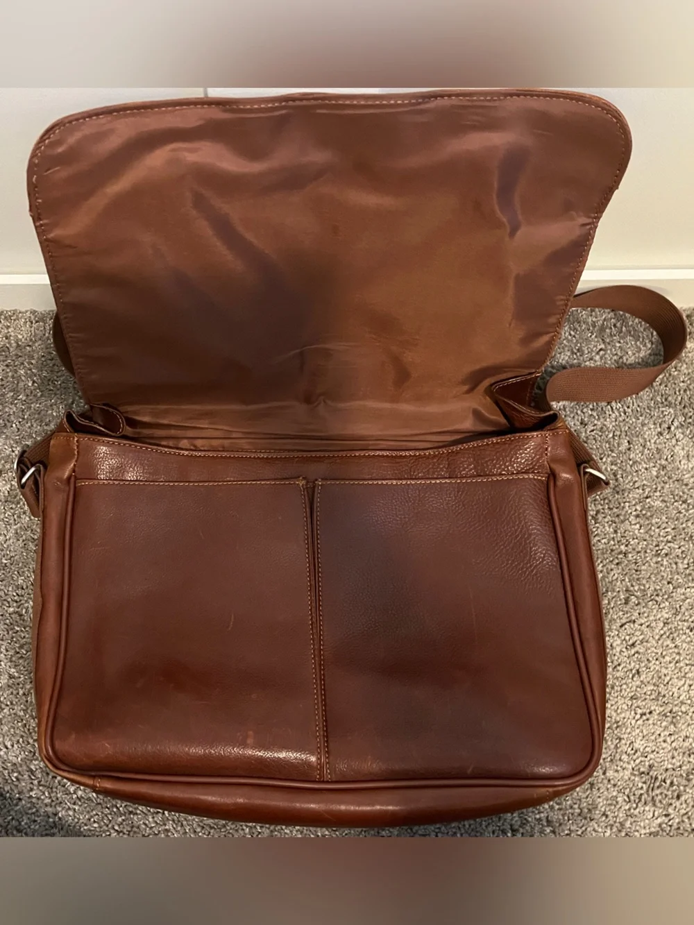 Wilsons Leather Executive Collection Brown Messenger Bag